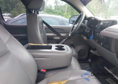 2008 Chevrolet Silverado K1500 z USA, uszkodzony, nr VIN 2GCEK19C281100085